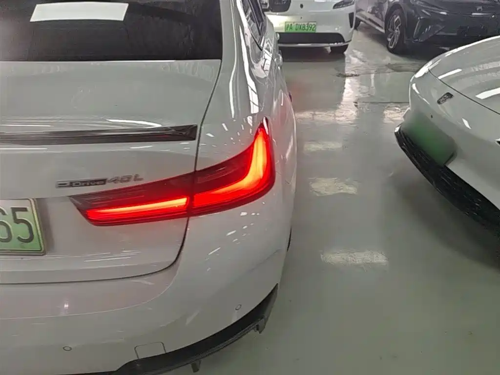 BMW i3 2023 eDrive 40 L