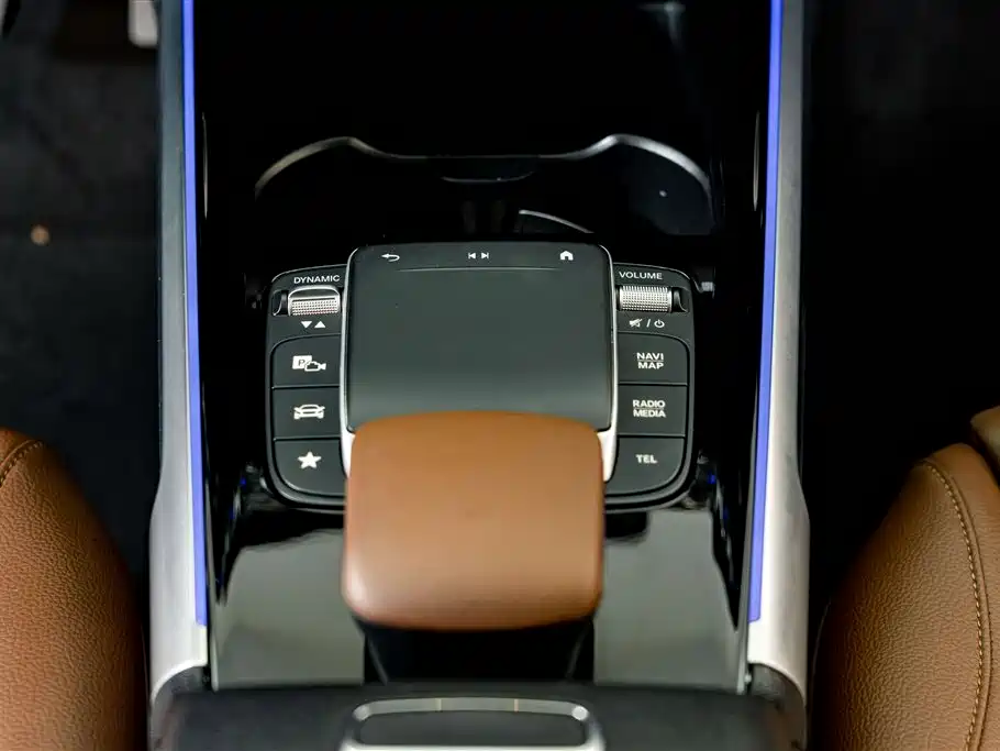 Mercedes-Benz GLB — миниатюра 14