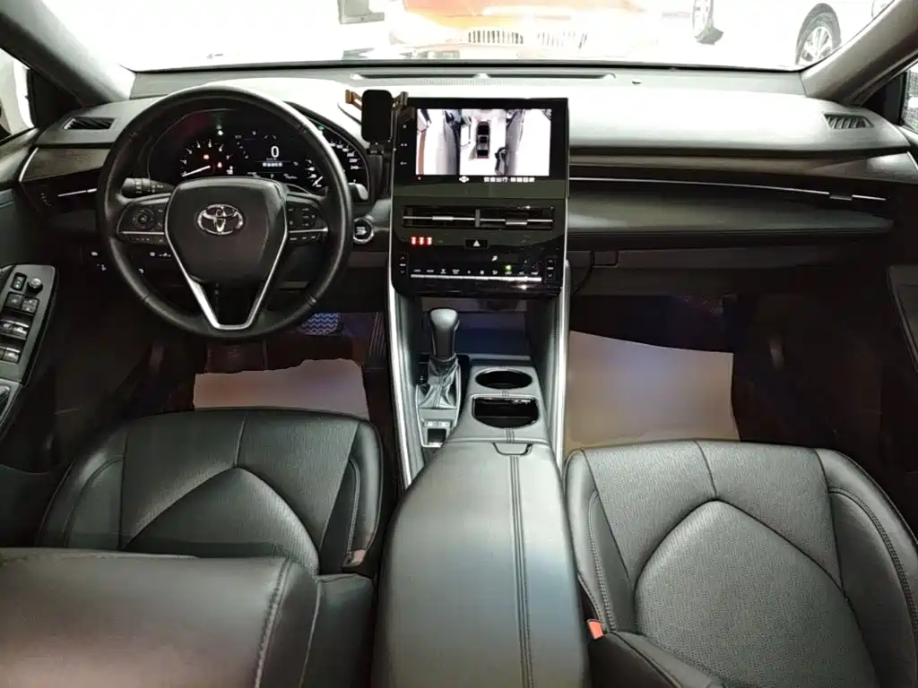 Toyota Avalon — миниатюра 10