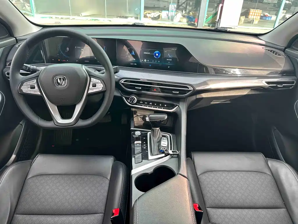 Changan Eado — миниатюра 9