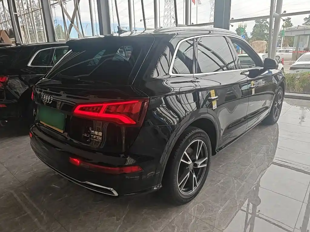 Audi Q5L — миниатюра 7