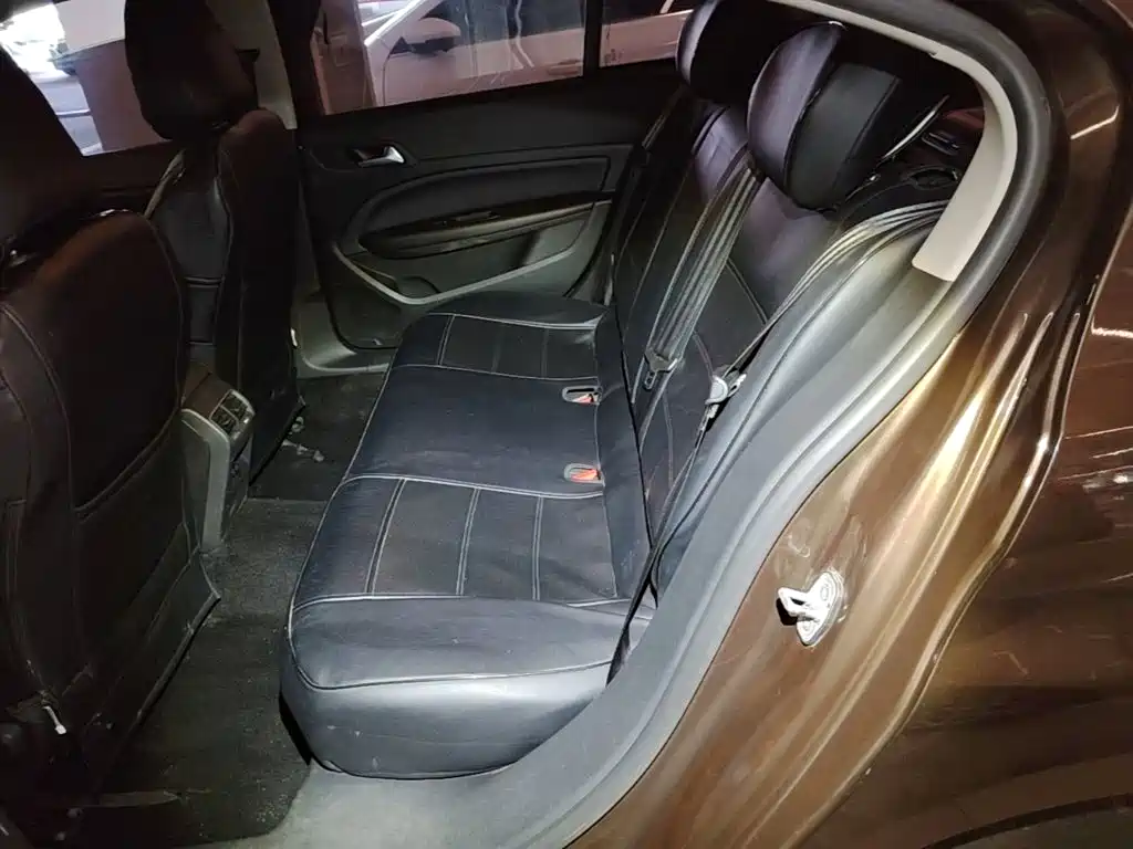 Peugeot 408 — миниатюра 17