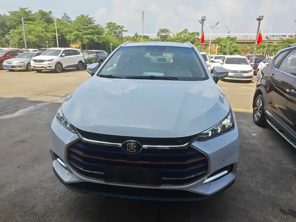 BYD Tang — миниатюра 3