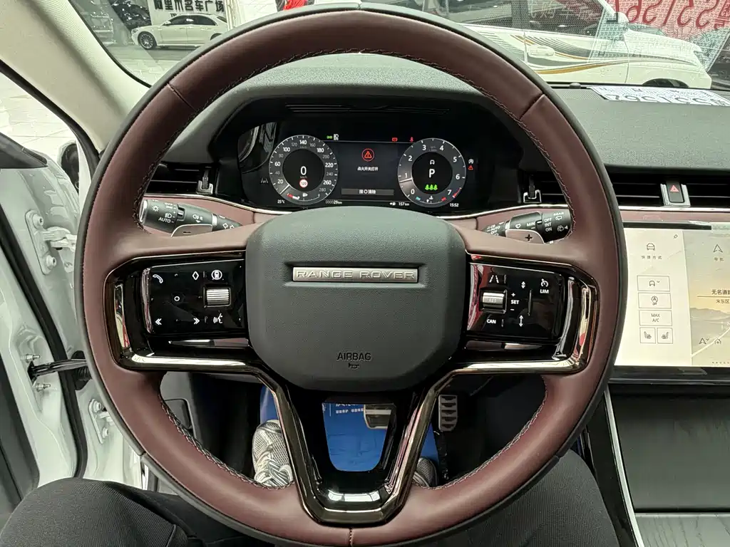 Land Rover Range Rover Evoque 2026 L SE