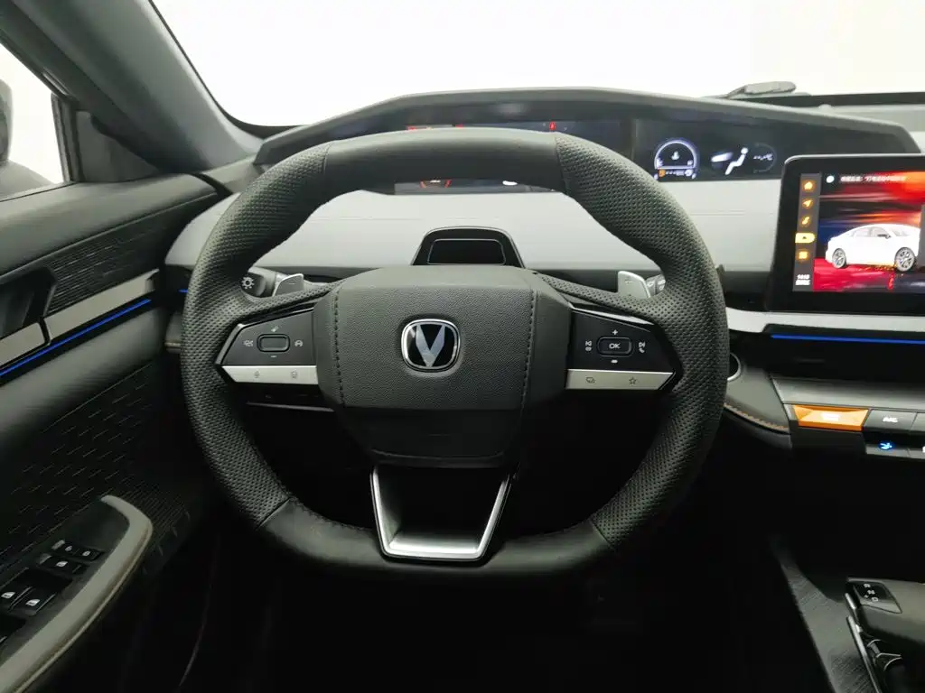 Changan UNI-V — миниатюра 11