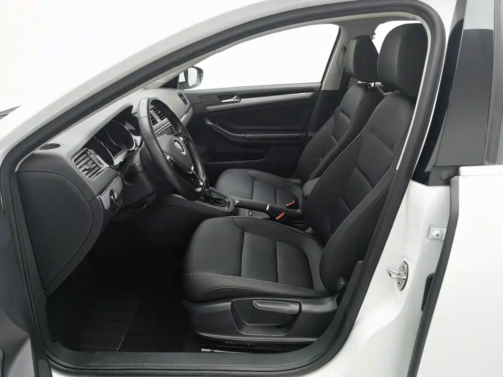 Volkswagen Sagitar — миниатюра 10