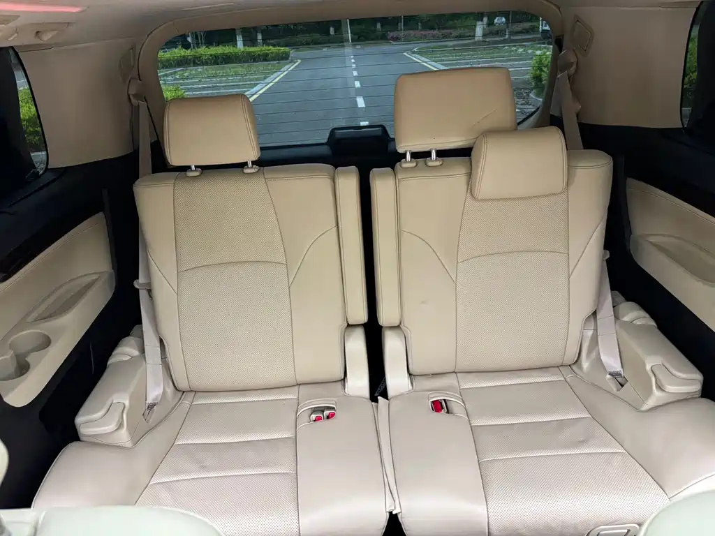 Toyota Alphard 2019 2.5L Luxury