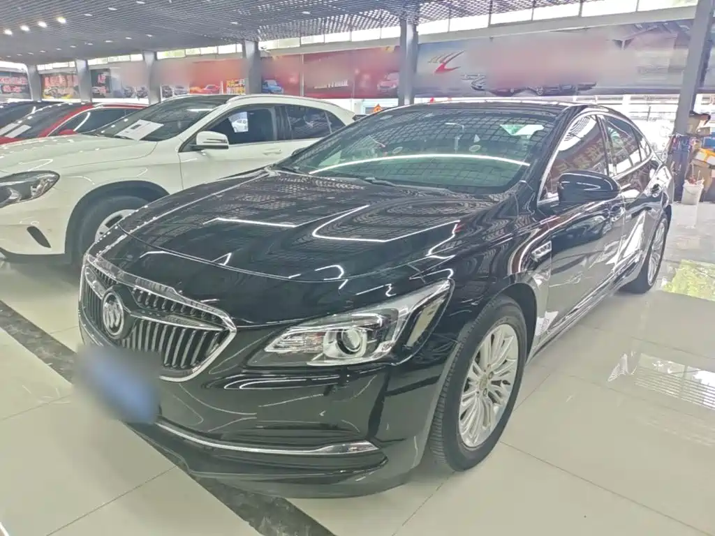 Buick LaCrosse — миниатюра 2