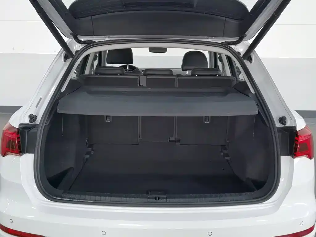 Audi Q3 — миниатюра 16