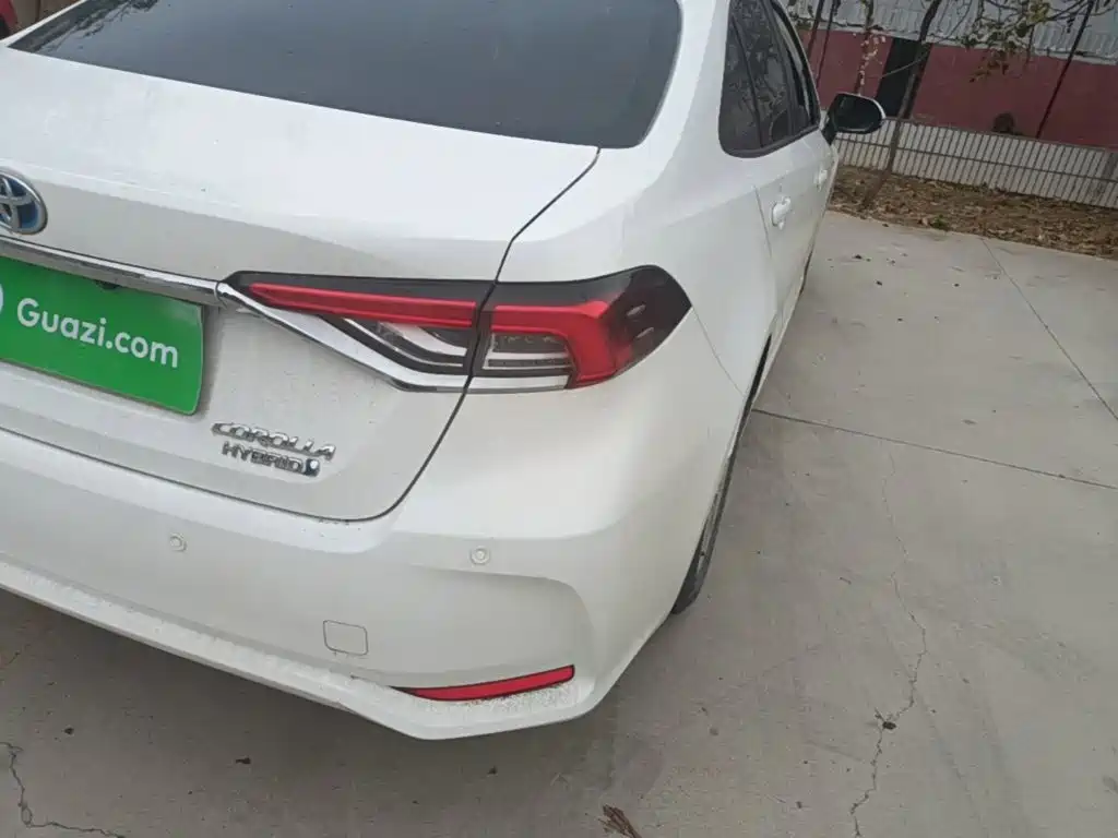 Toyota Corolla — миниатюра 8