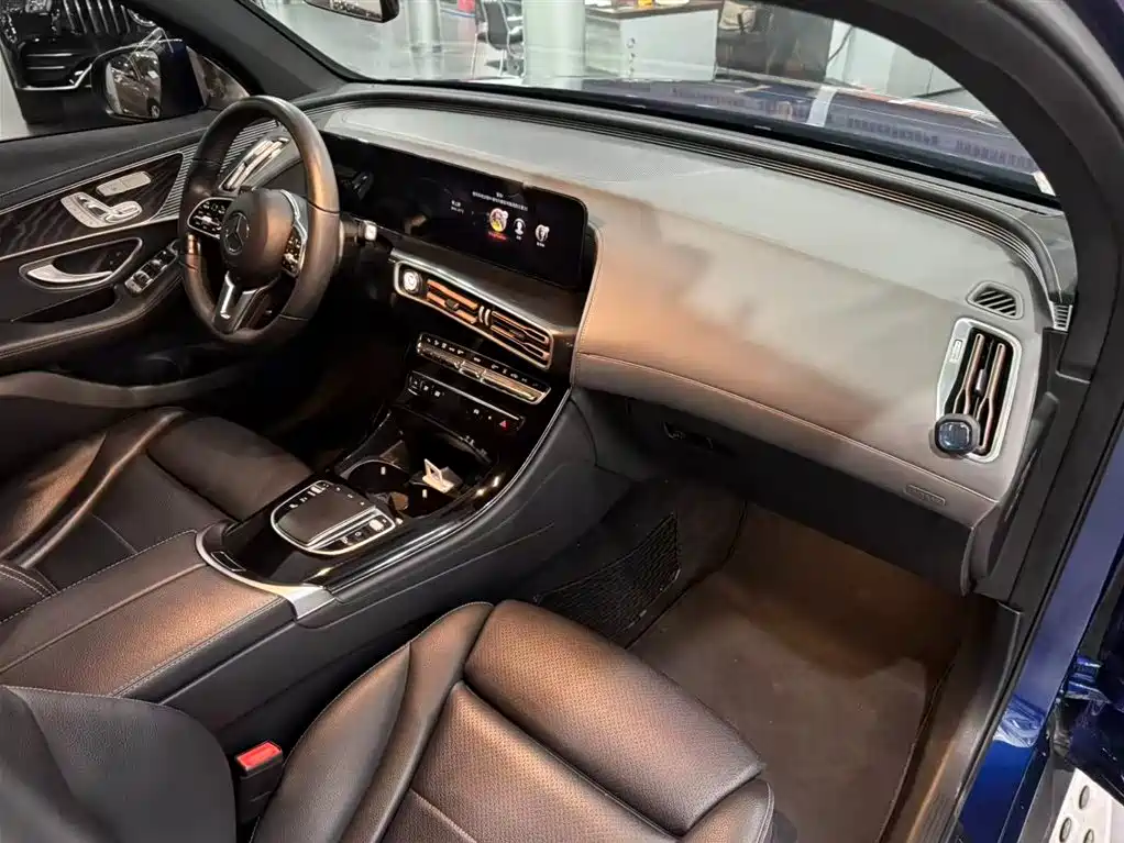 Mercedes-Benz EQC — миниатюра 20