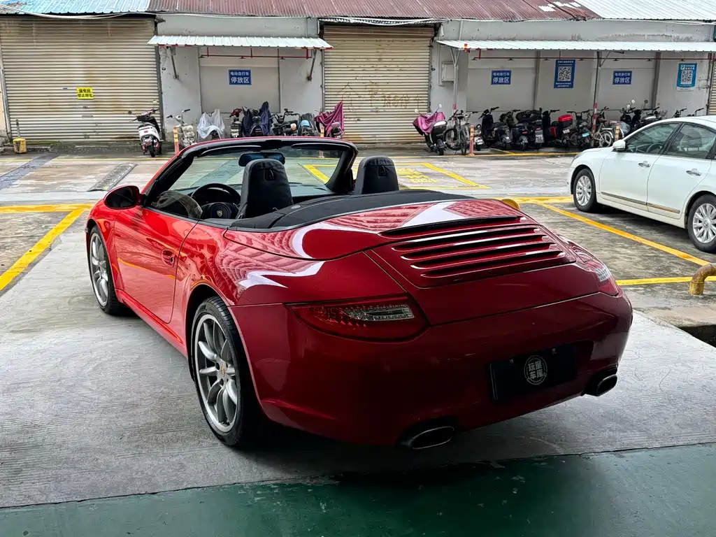 Porsche 911 2010 Carrera Cabriolet 3.6L