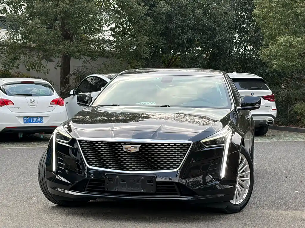 CADILLAC CT6