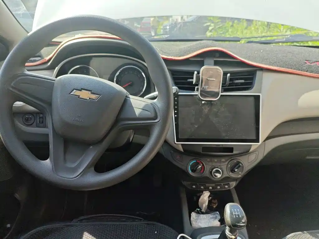 Chevrolet Sail — миниатюра 10