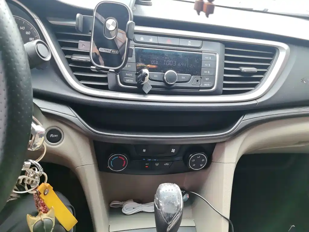 Buick Excelle — миниатюра 14
