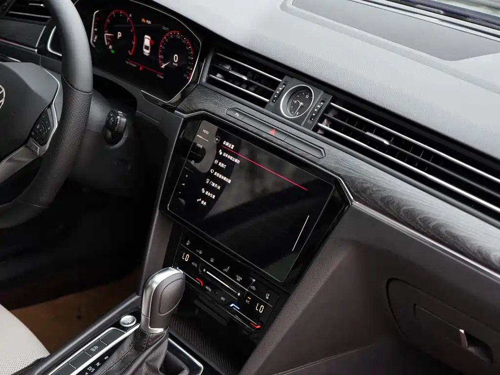 Volkswagen Magotan — миниатюра 12