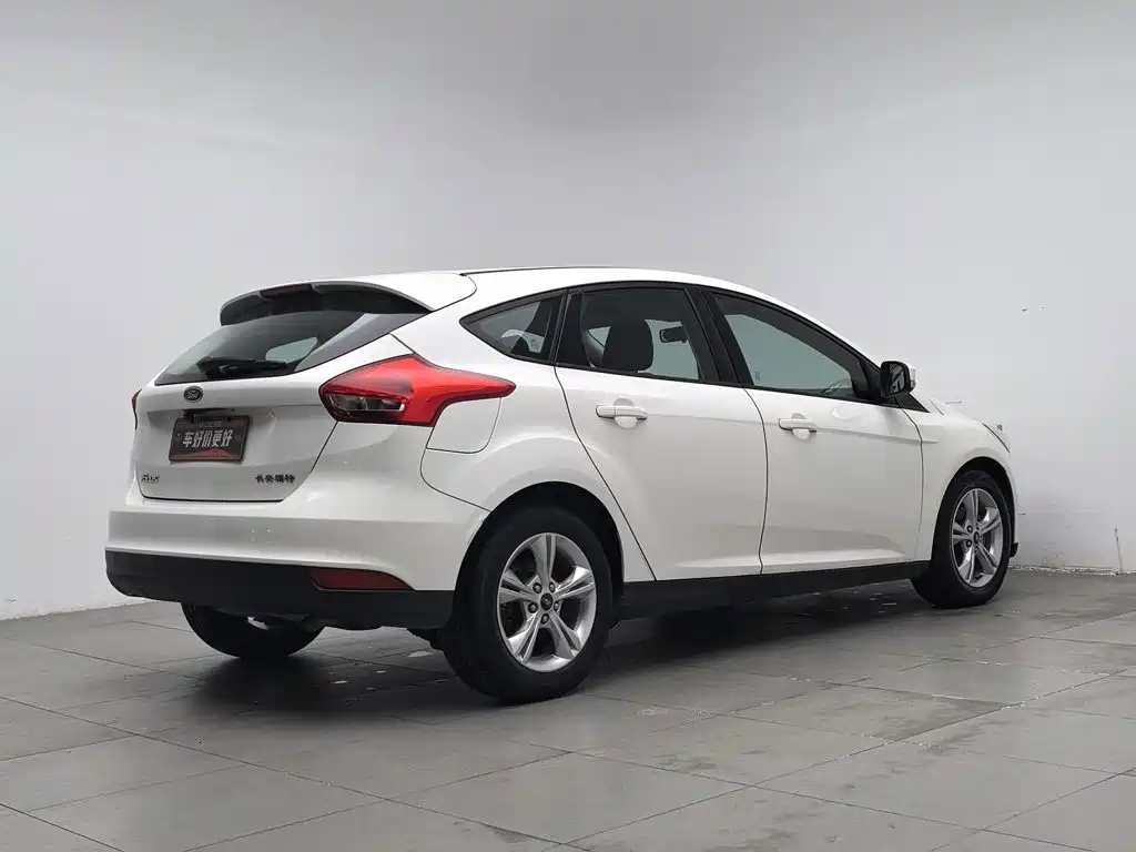 Ford Focus — миниатюра 2