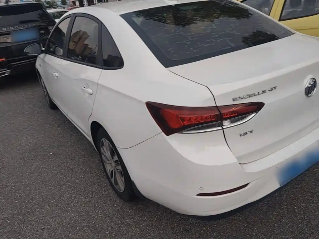 Buick Excelle — миниатюра 5