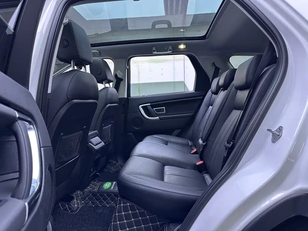 Land Rover Discovery Sport — миниатюра 8