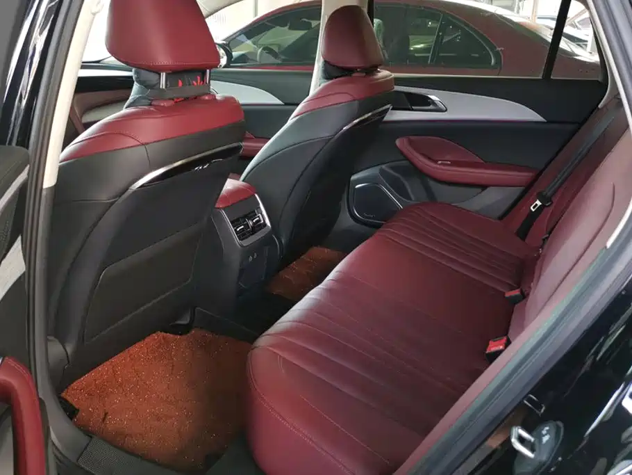 Hongqi Hongqi H5 PHEV — миниатюра 11