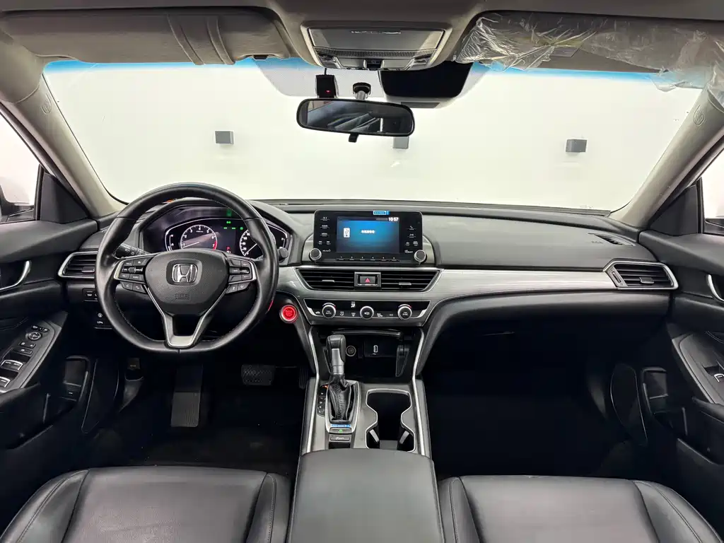 Honda Accord — миниатюра 7