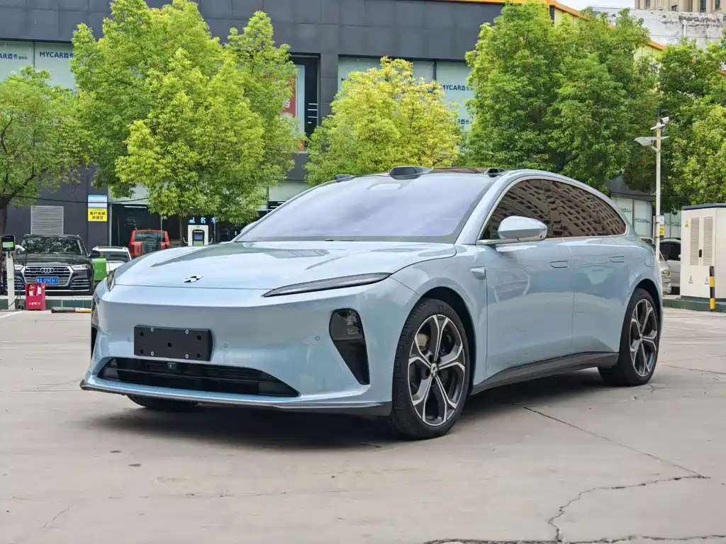 NIO ET5T