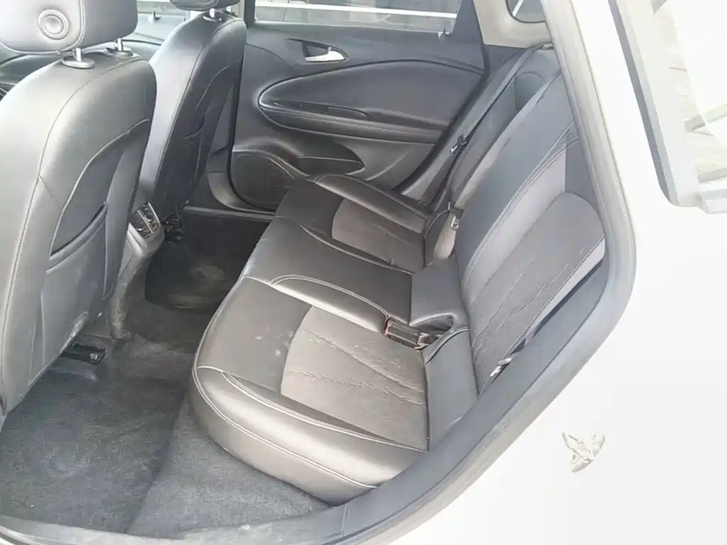 Buick Verano — миниатюра 17
