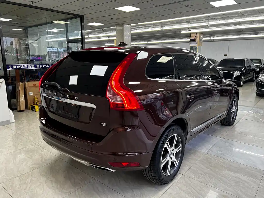 Volvo XC60 (Import) — миниатюра 18