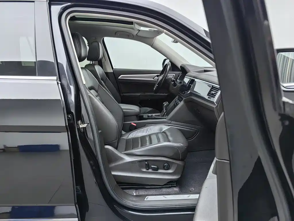 Volkswagen Teramont — миниатюра 23