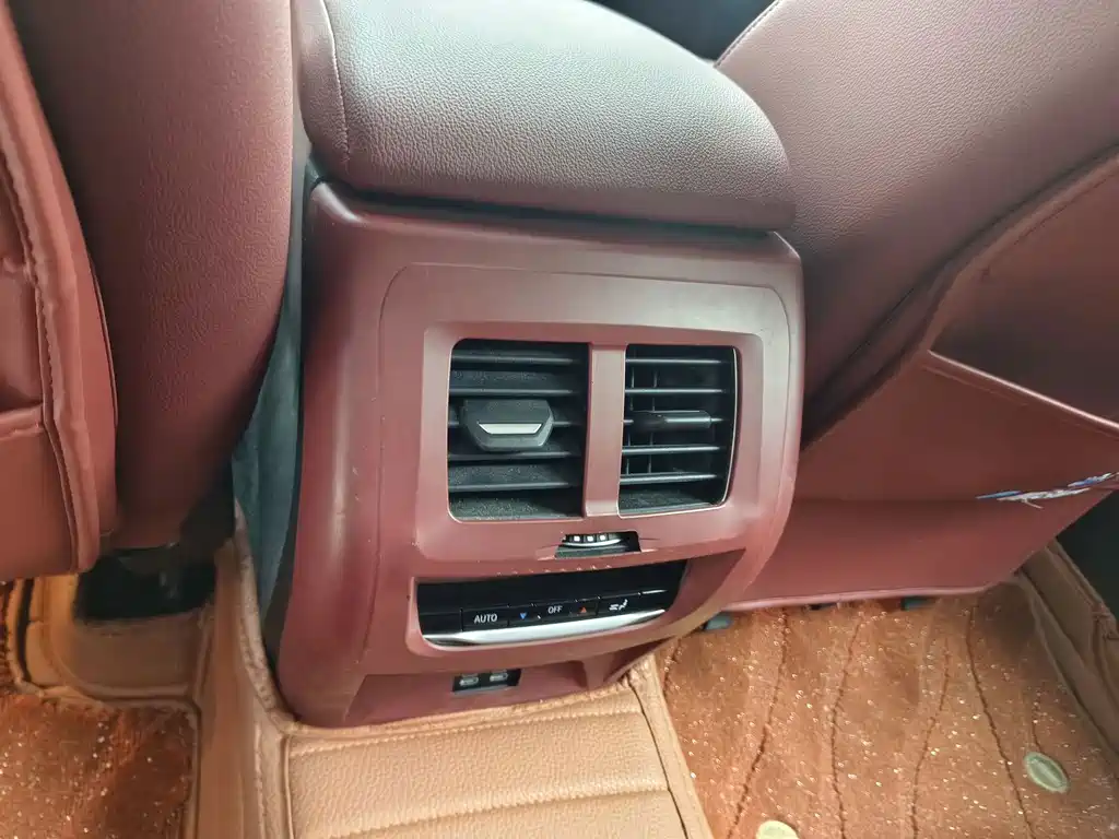 BMW X3 — миниатюра 8