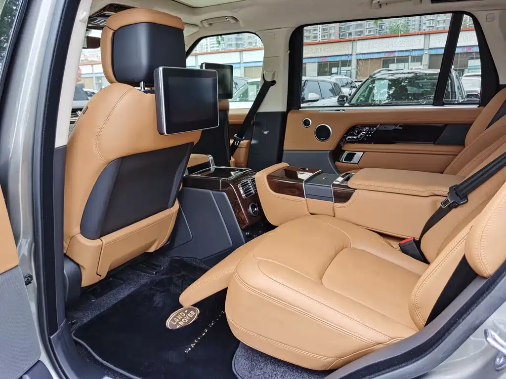 Land Rover Range Rover — миниатюра 10