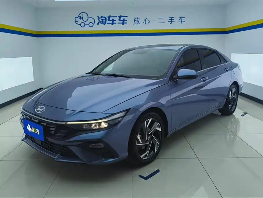 Hyundai Elantra 2024