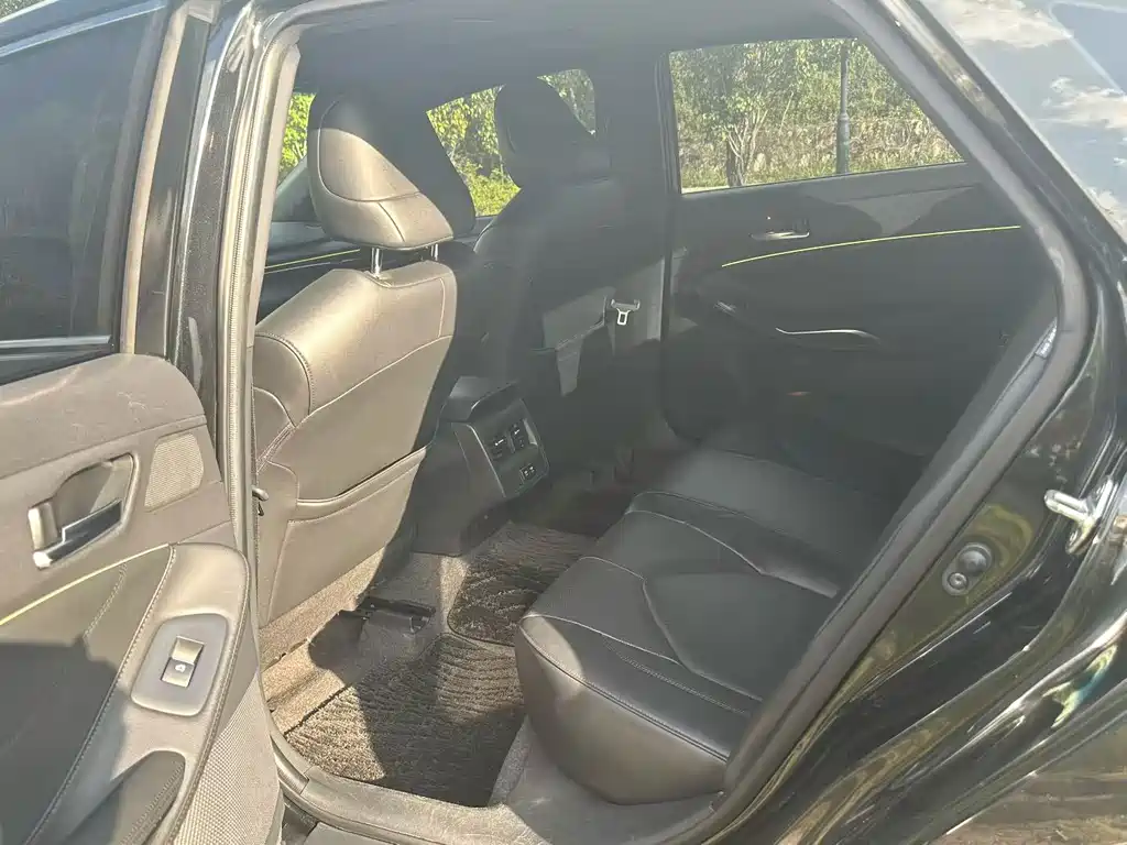 Toyota Avalon — миниатюра 5