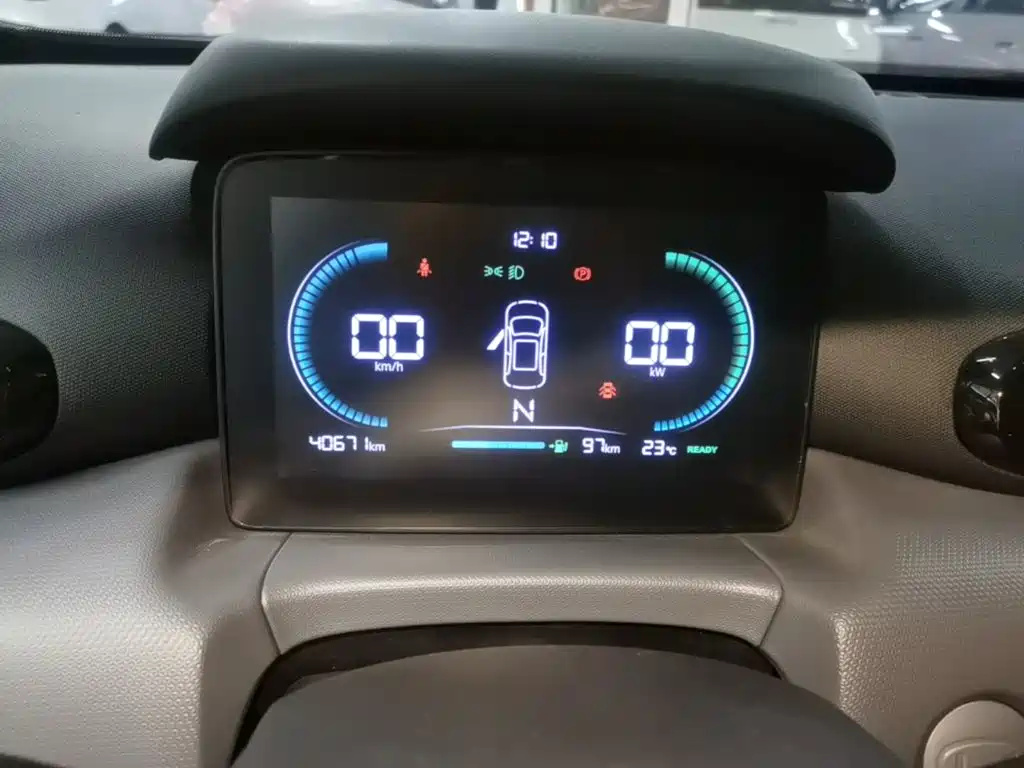 Leapmotor Leapmotor T03 — миниатюра 12