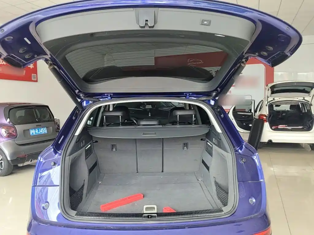 Audi Q5L — миниатюра 19