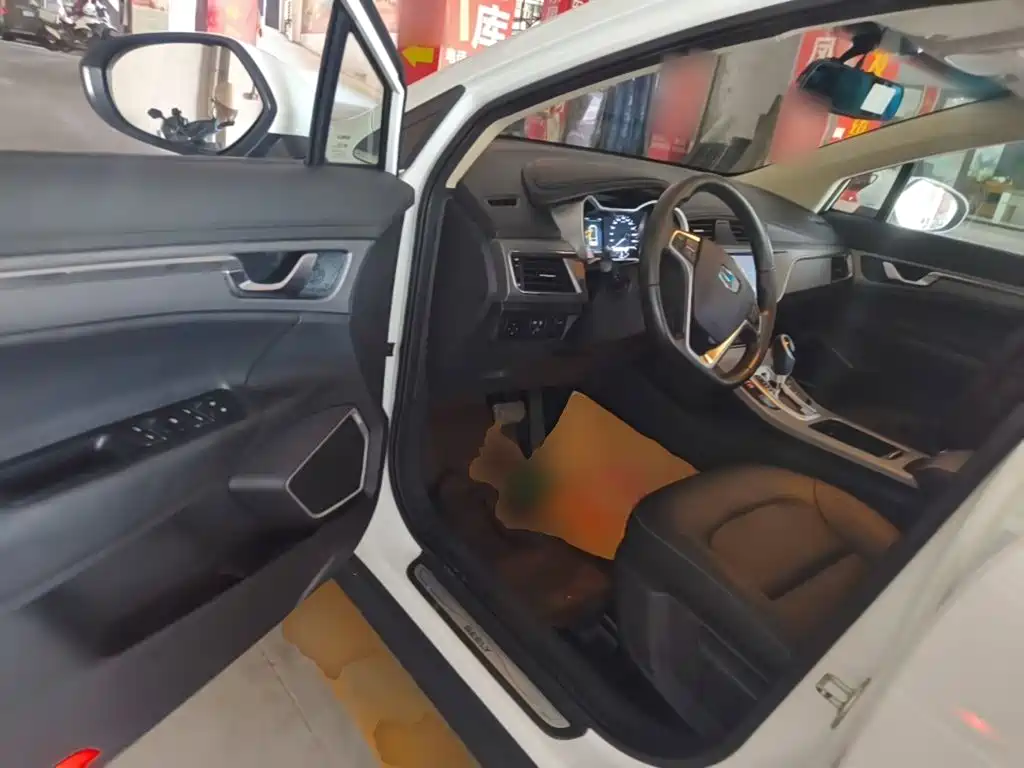 Geely Emgrand GS — миниатюра 16