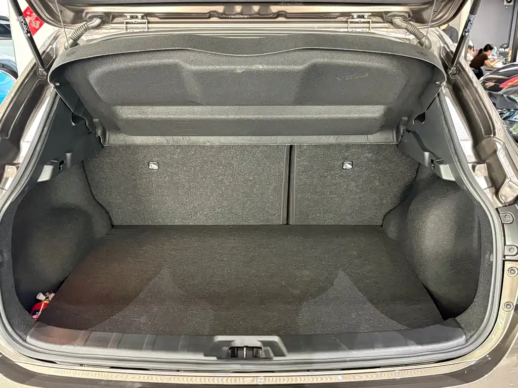 Nissan Qashqai — миниатюра 27