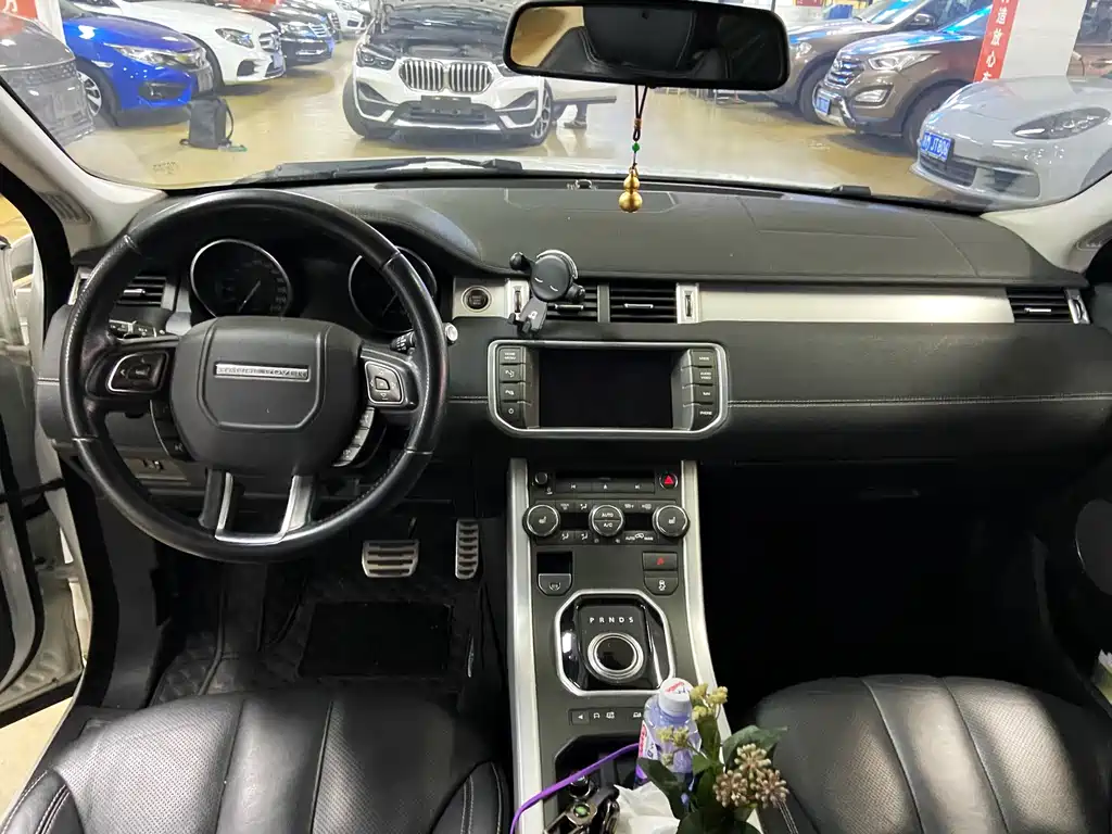 Land Rover Evoque (Import) — миниатюра 11
