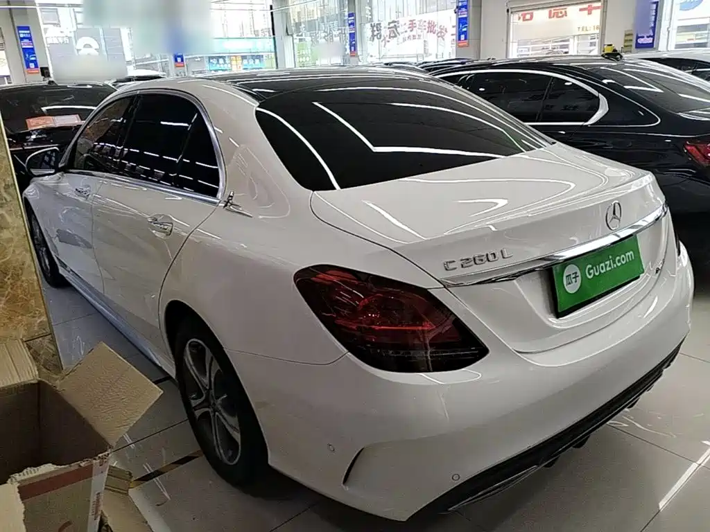 Mercedes-Benz C-Class — миниатюра 5