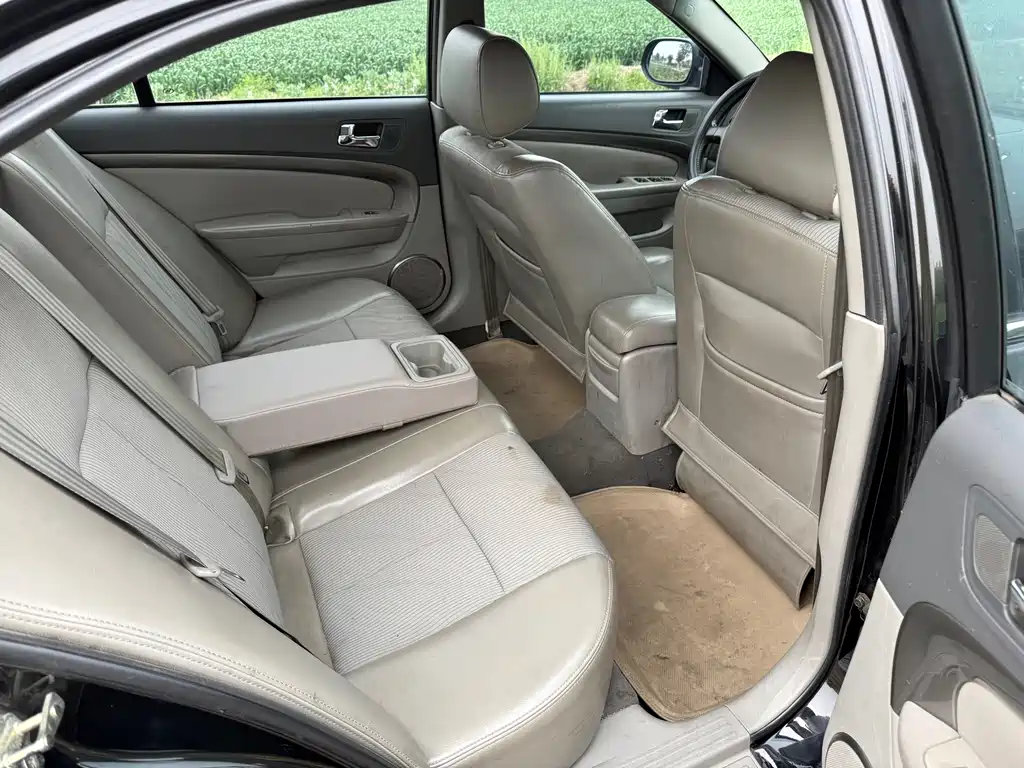 Chevrolet Epica — миниатюра 7