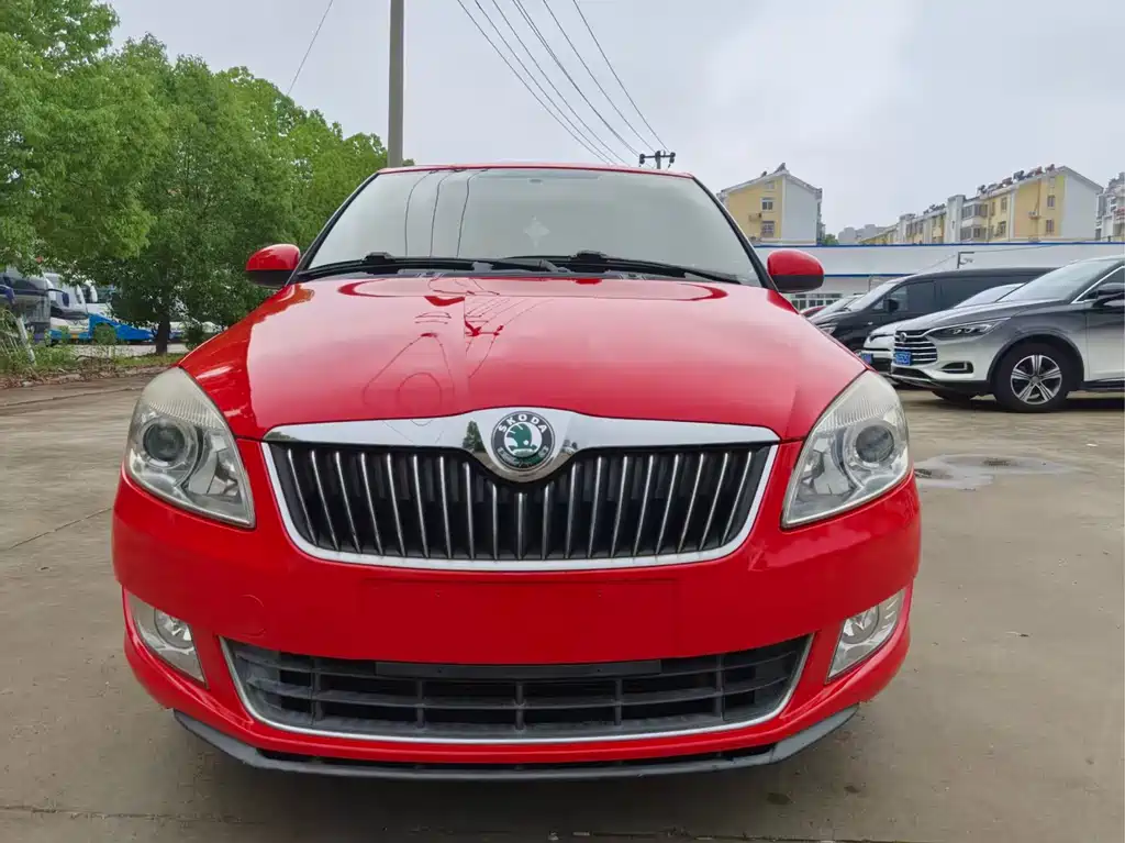 Купить Skoda Fabia