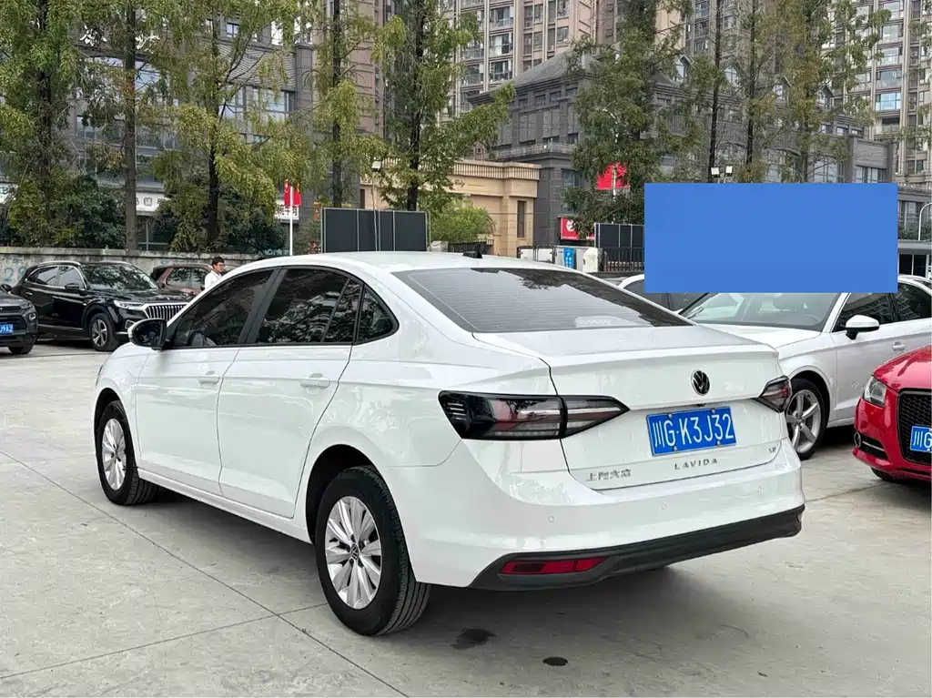 Volkswagen Lavida — миниатюра 12