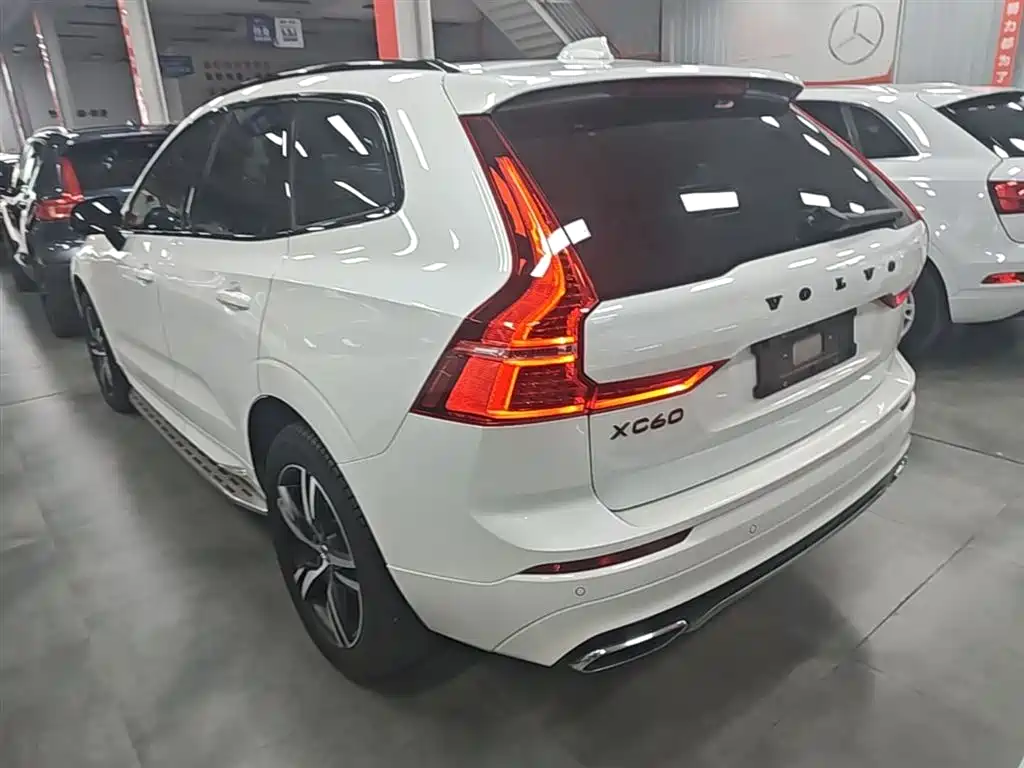Volvo XC60 2021 T5 Sport