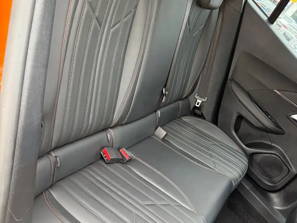 Peugeot 2008 — миниатюра 14