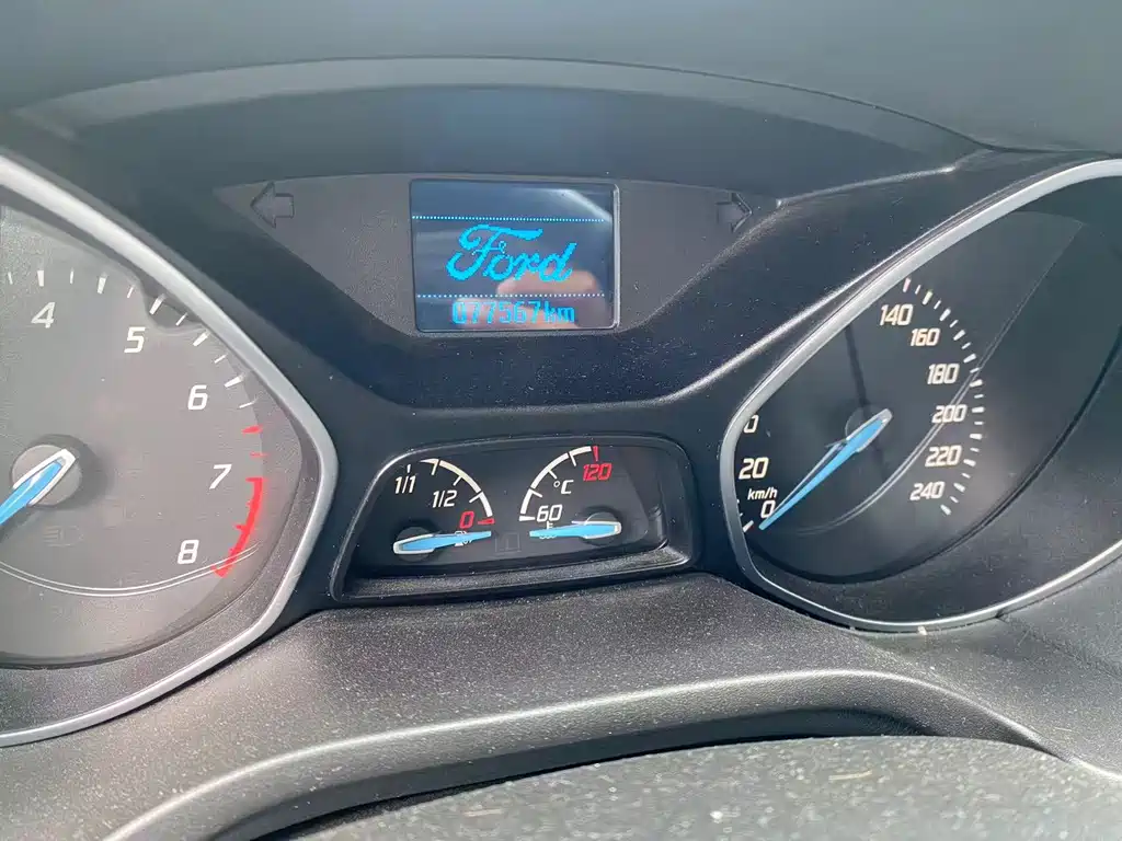 Ford Focus — миниатюра 7
