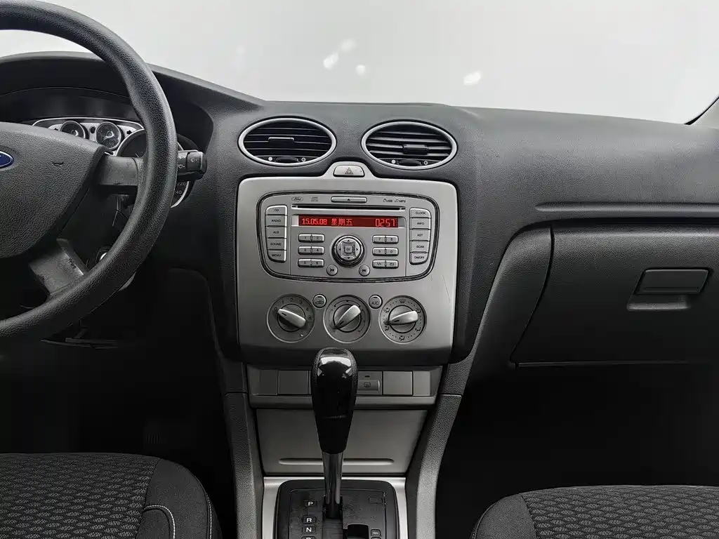 Ford Focus — миниатюра 12