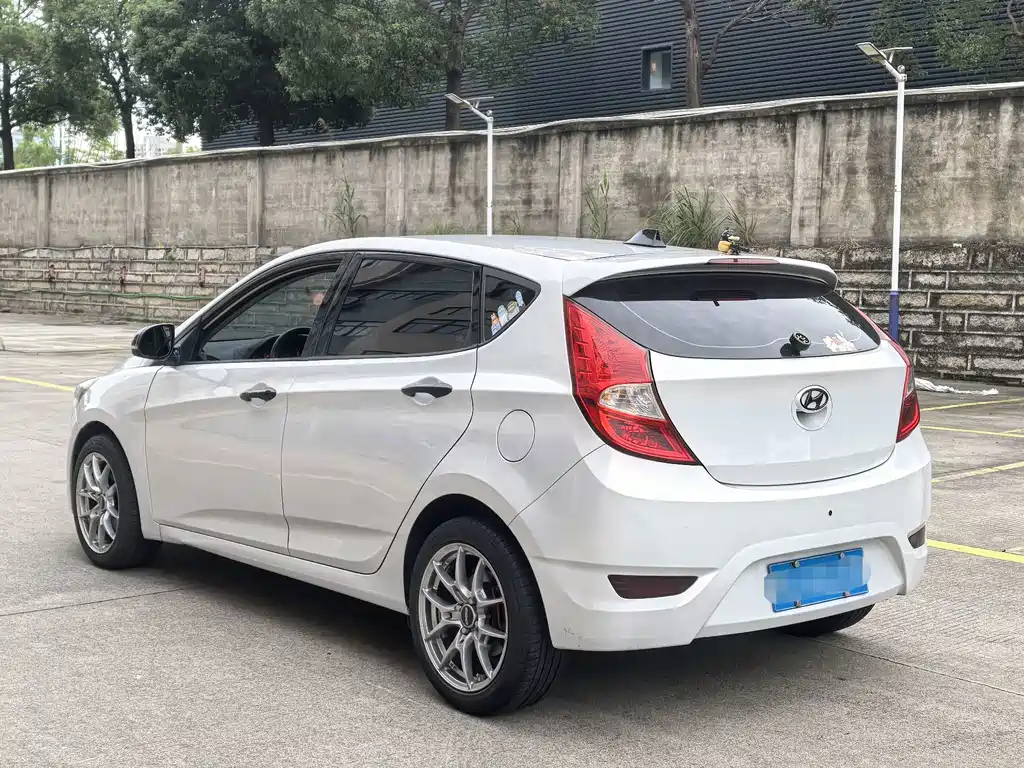 Hyundai Ruiyi — миниатюра 6