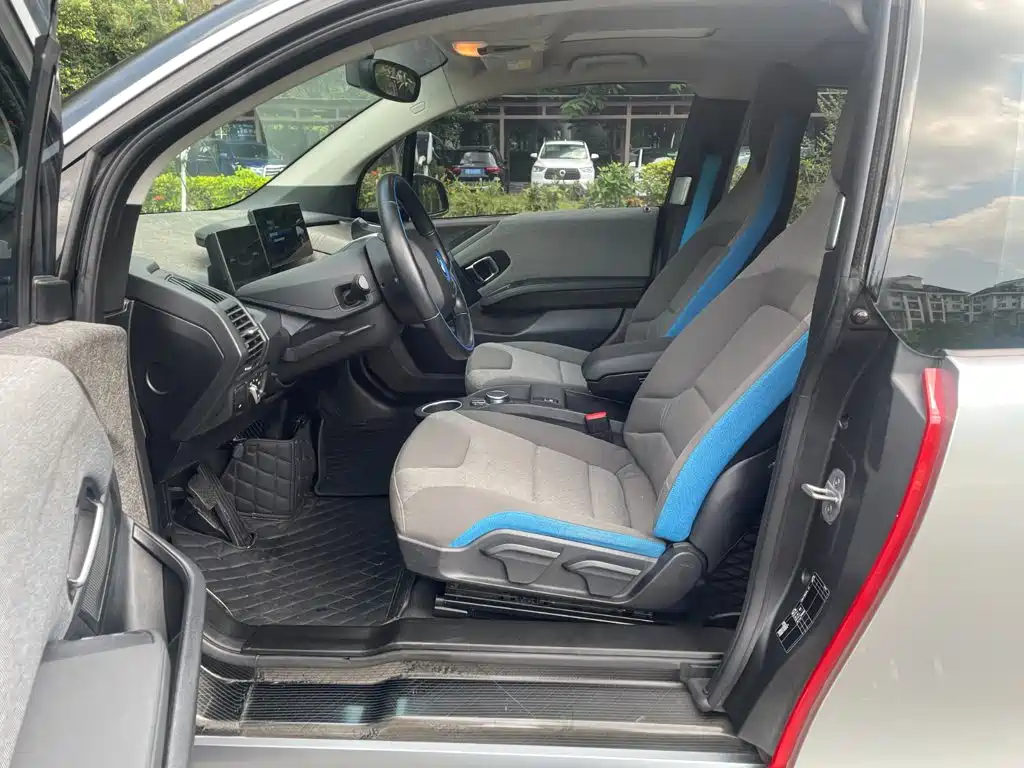 BMW i3 (Import) — миниатюра 7