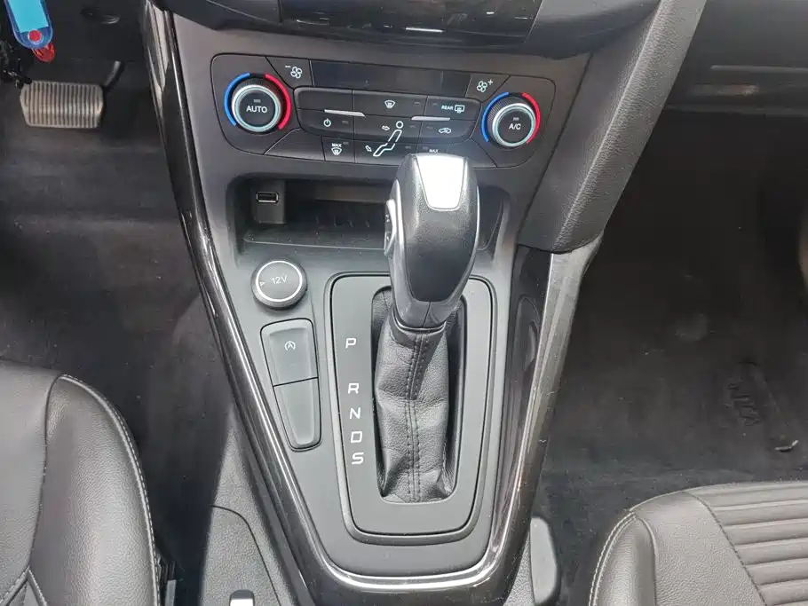Ford Focus — миниатюра 16