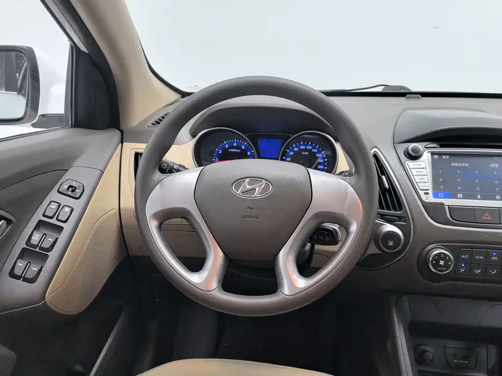 Hyundai ix35 — миниатюра 11